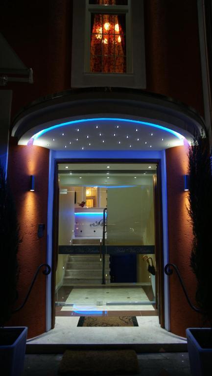 Hotel Vila Kerciku 3*